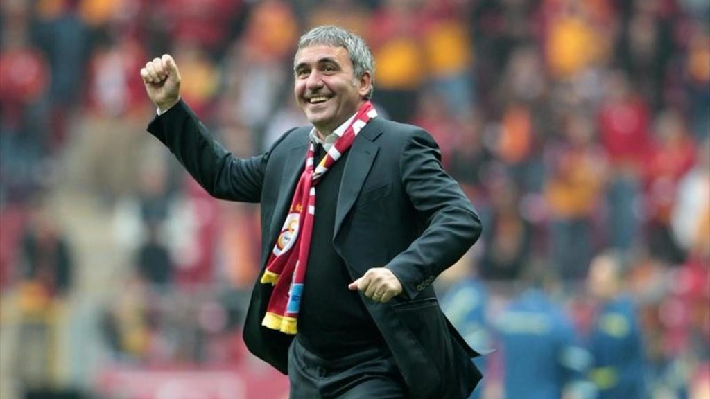 Gica Hagi a vorbit despre gestul sau care a facut inconjurul planetei si i-a adus o comparatie cu Jose Mourinho 1 54d391f295f9cffe3a000000