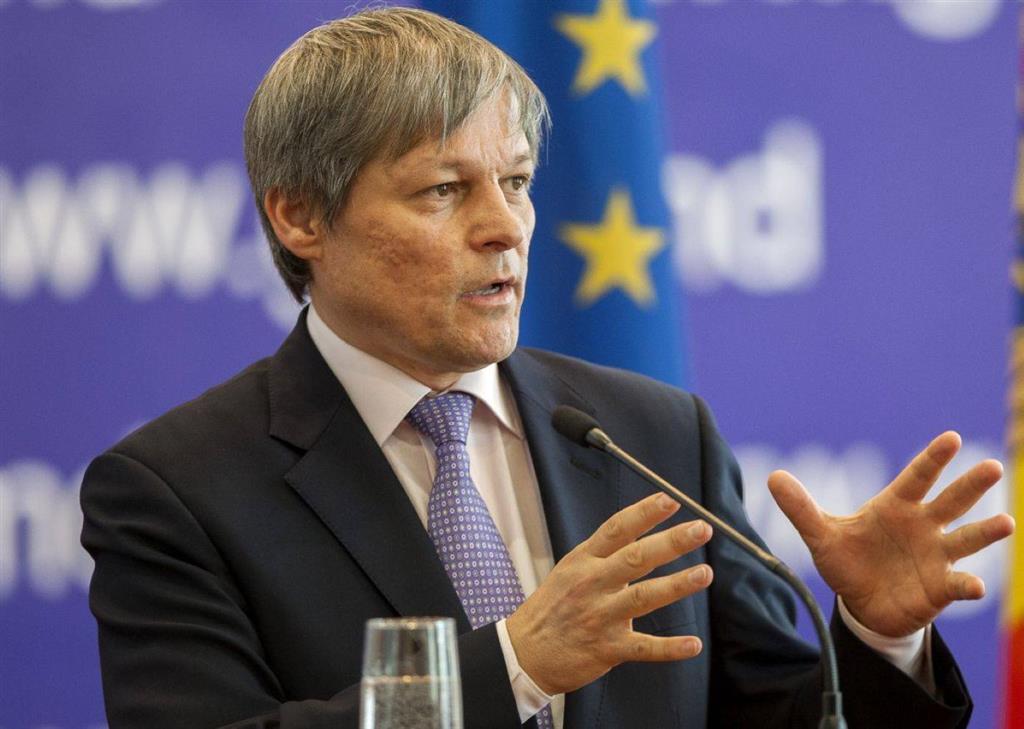 Dacian Ciolos EPA a34d5b5624 Custom