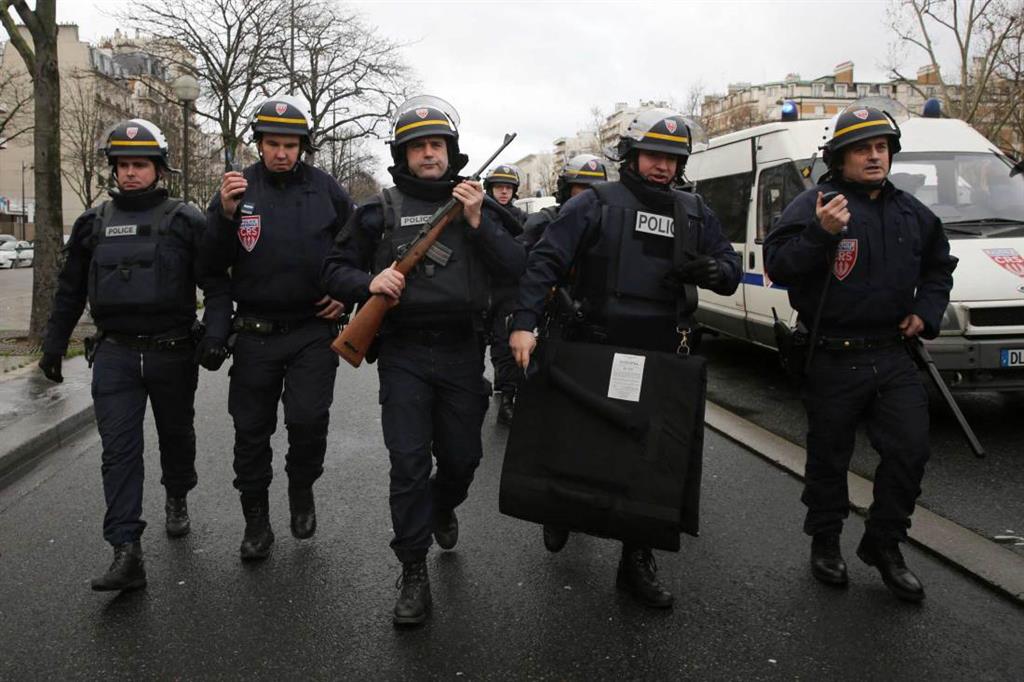 paris hostage situation 1