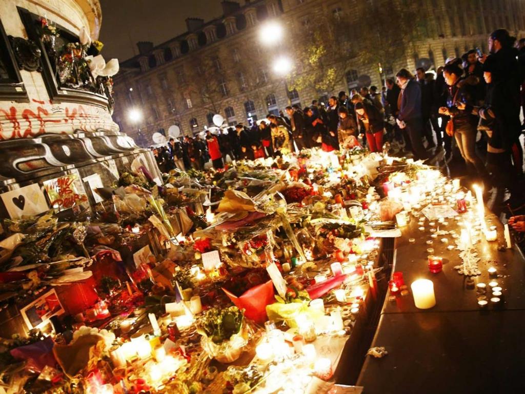 tributes paris