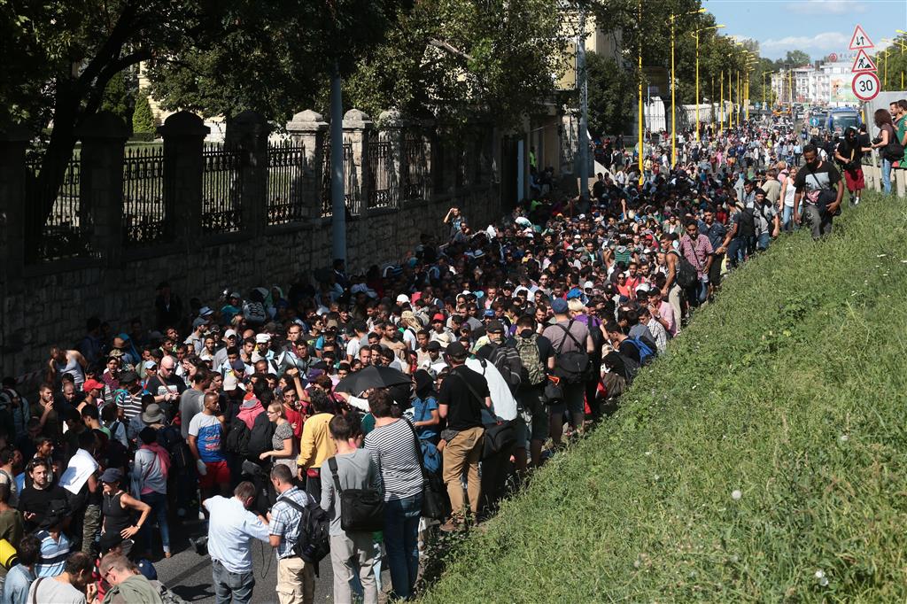 Peste 4.200 de migranți și refugiați au sosit duminică în Croația 1 GettyImages 486452946 master