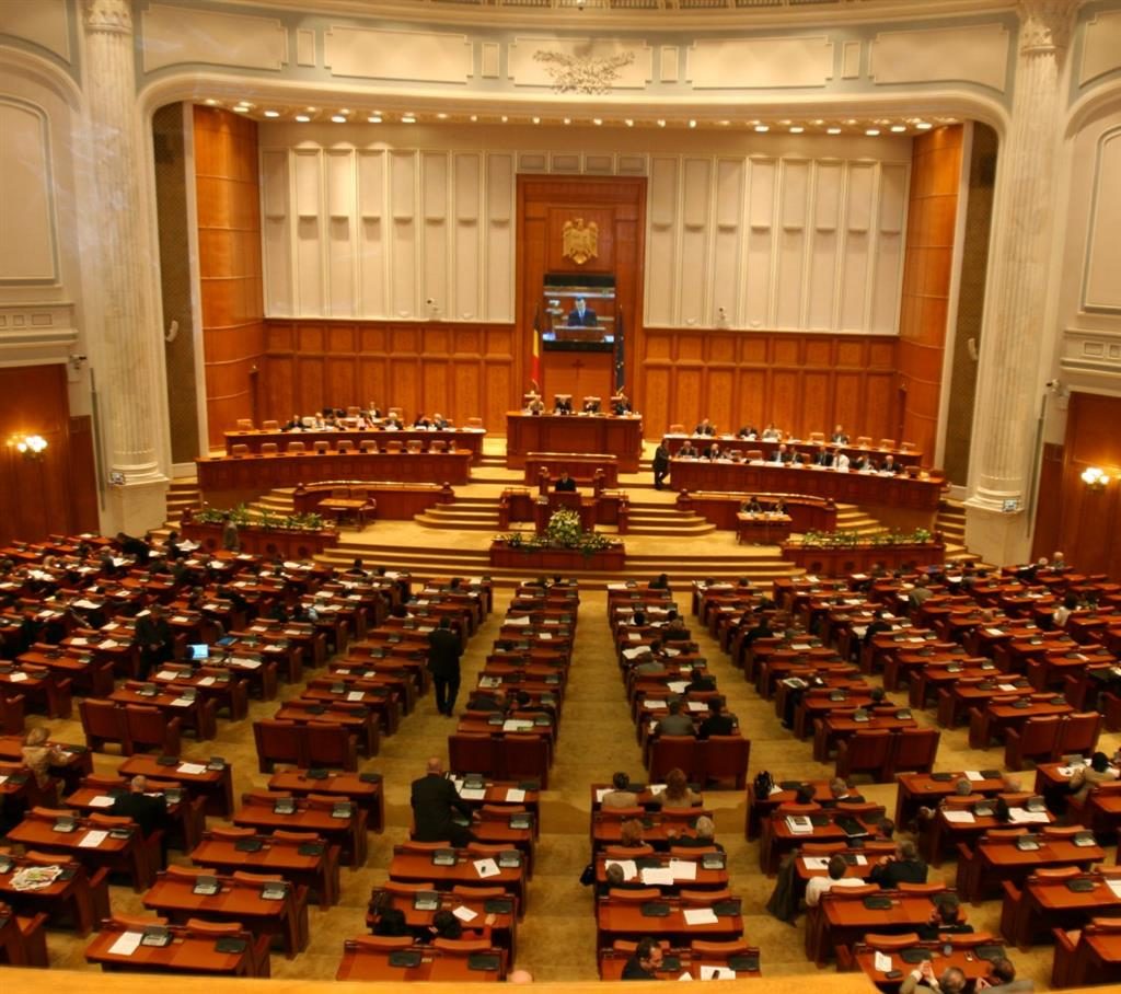 parlament Custom