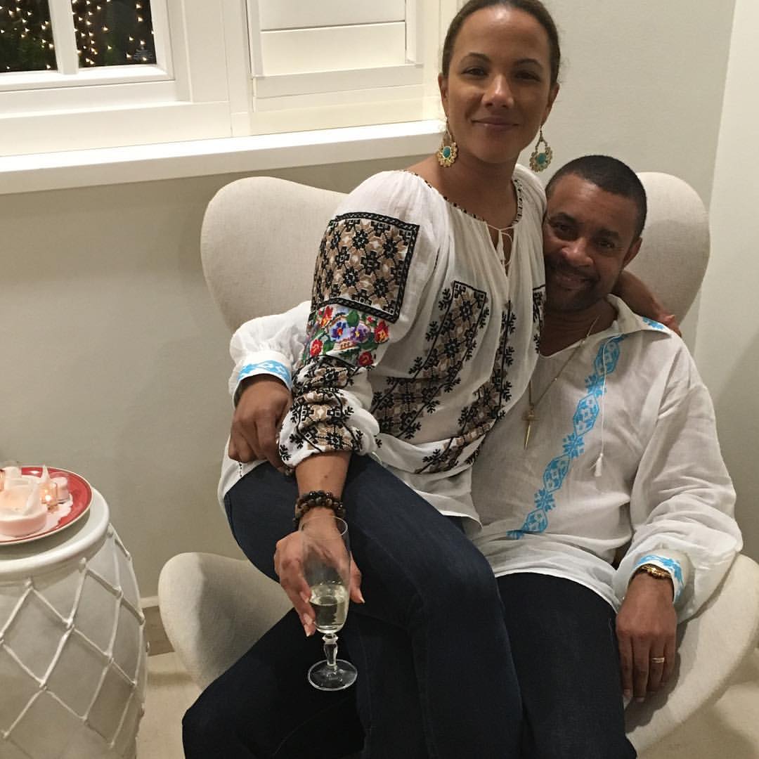 Shaggy şi nevasta, cină romantică în ie românească 1 12466100 10153902333078993 5688117683215649286 o