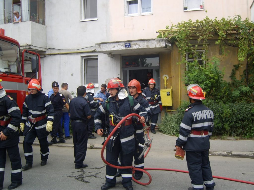 Incendiu apartament sv vivafm.ro