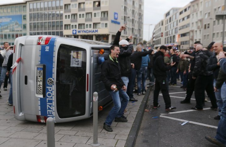 cologne germany protest isis