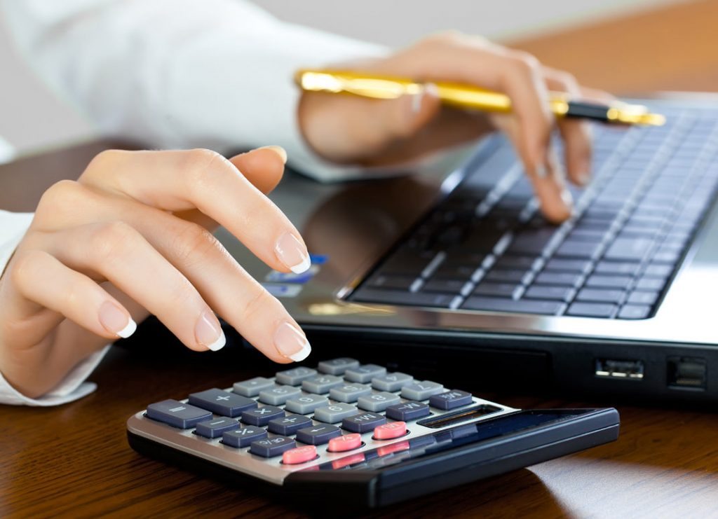 Aceşti proprietari de maşini şi case NU vor plăti impozit în 2016 1 impozit