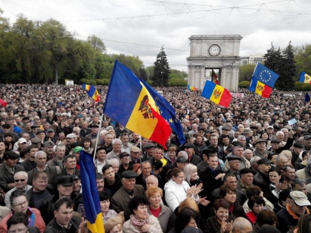 protest chisinau Custom