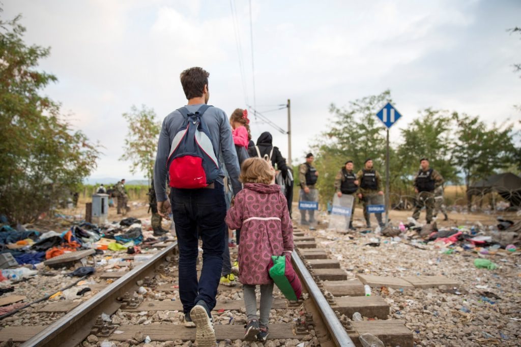 216804 Refugees and migrants Greece Macedonia Custom