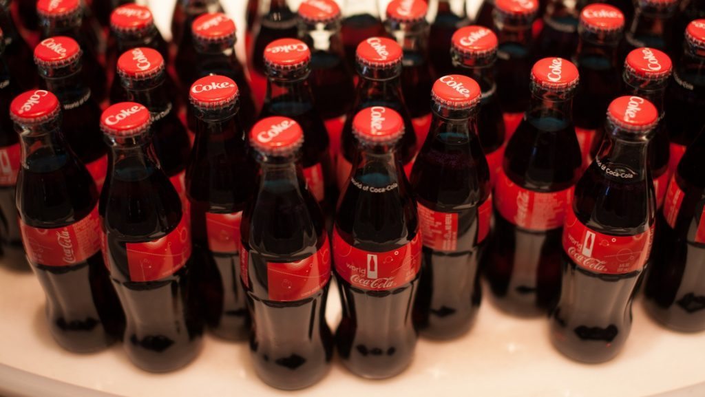 Iranul spune adio la Coca‒Cola şi la telefoanele Apple! A interzis comercializarea tuturor produselor americane 1 364172 1