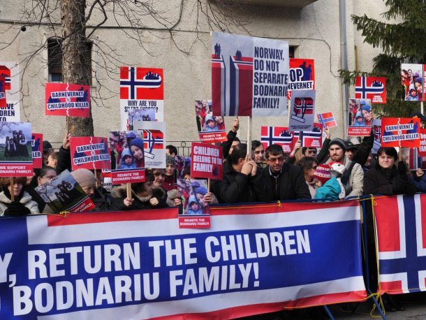 protest pt familia Bodnariu ambasada Norvegiei
