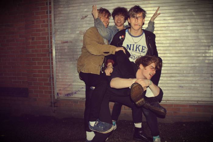 viola beach 11