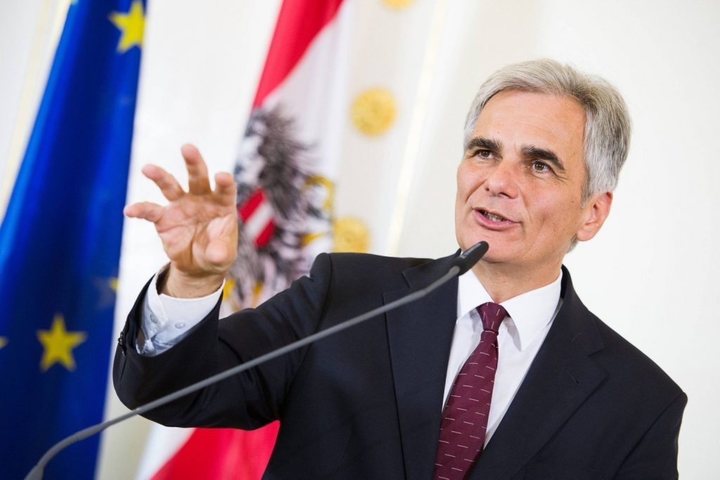 werner faymann vergleicht viktor orbans politik ho Custom