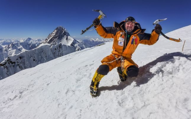 Alex Găvan pleacă într-o expediţie la 8.091m, pe cel mai periculos munte din lume: „Annapurna însăşi trebuie să ne permită accesul în lumea sa“ 1 646x404 2