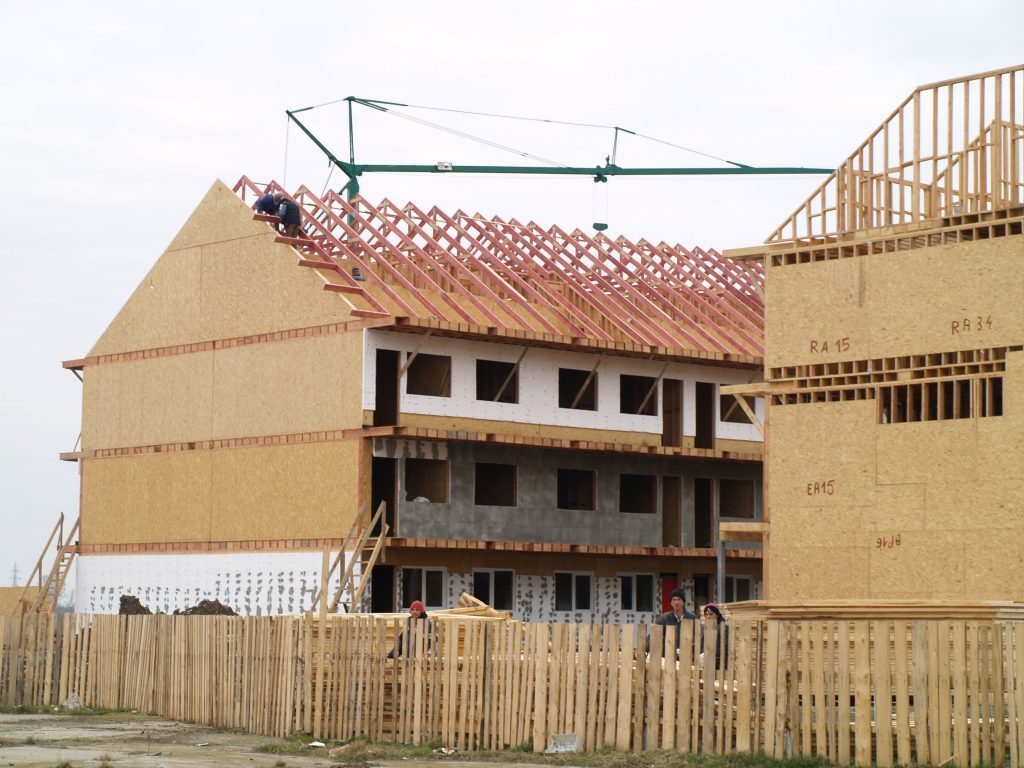 Un teren din Sânicolaul Mic va fi parcelat pentru construcția de noi locuințe sociale 1 Tarafului