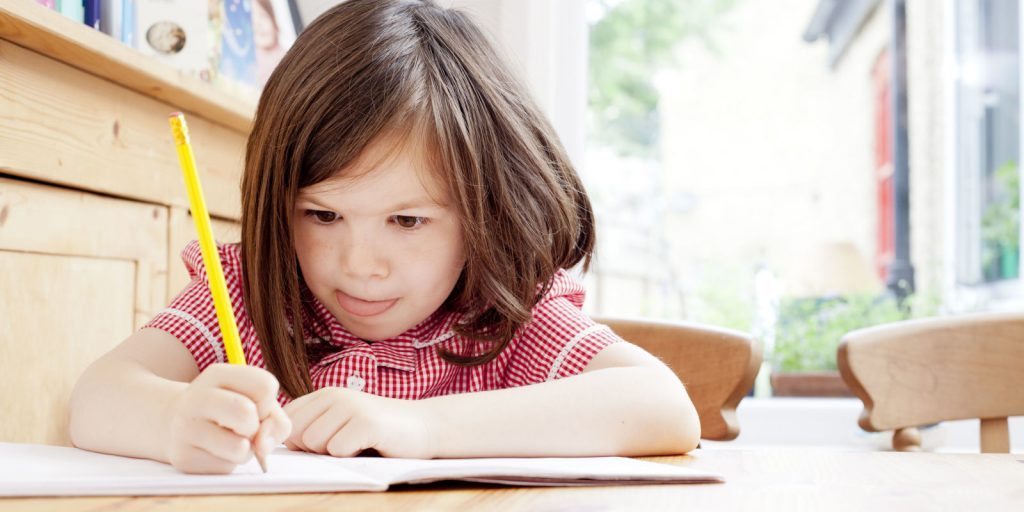 landscape 1439477408 girl doing homework