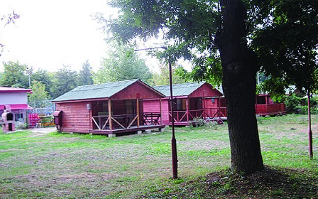 Proiectantul angajat să revitalizeze urbanistic Ștrandul ,,Neptun’’ a pus gând rău căsuțelor 1 strand neptun