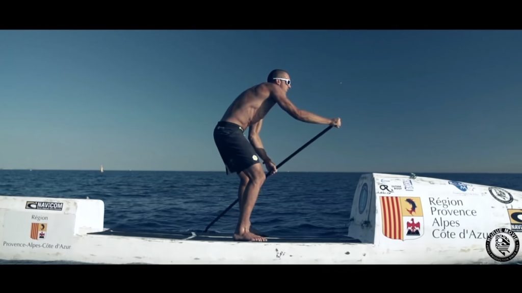 Un francez va încerca să traverseze Oceanul Atlantic neasistat, pe o placă de surf 1 surf