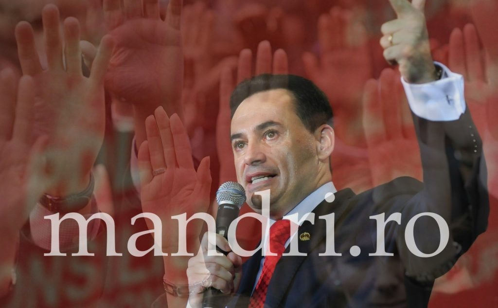 Abuz grosolan al administrației Falcă : Primăria Arad interzice amplasarea corturilor destinate strângerii de semnături în campania electorală 1 11032409 1152488641458181 2818694774356342073 n 1 e1460580862648