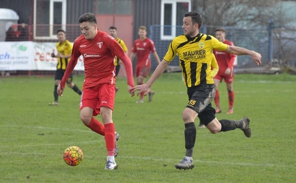 Utiștii, la trei minute de un rezultat pozitiv în nouă oameni în Liga Elitelor 1 petre12