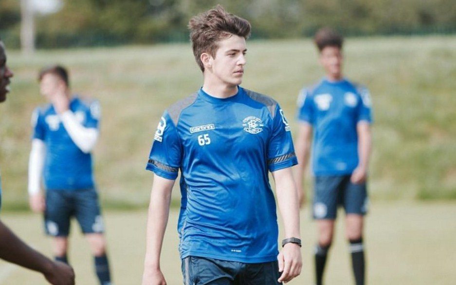 Un tânăr atacant arădean e pregătit de debutul în Premiere League! 1 popa