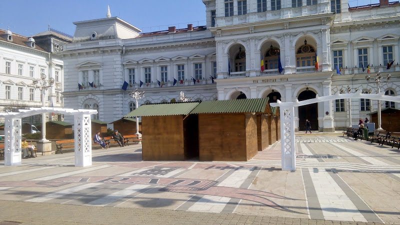 Târgul de Primăvară începe, vineri, pe platoul din fața Palatului Administrativ 1 targ de primavara 1