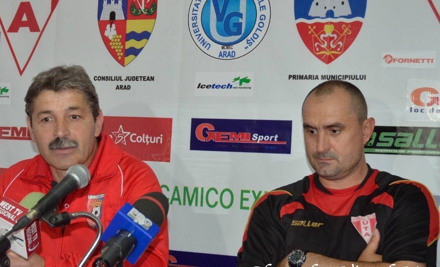 Comentariile antrenorilor după UTA - Chindia 3-1: „Am întors scorul prin pragmatism” vs. „Norocul nu a fost de partea noastră” 1 nagycroi