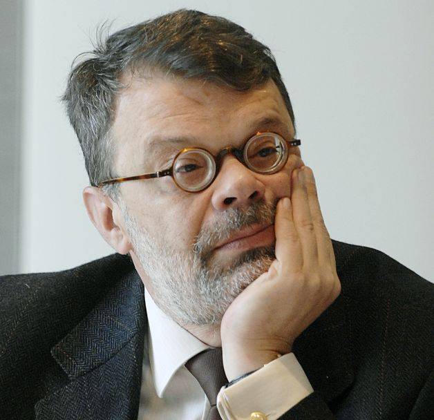 Daniel Barbu, datorie de 44.500 lei la şeful său Călin Popescu Tăriceanu 1 daniel barbu