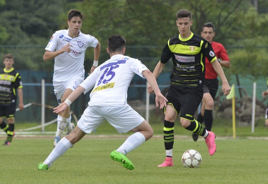 Decizie dureroasă, dar necesară pentru Stupar în Supercupă: „Trebuia să schimb unul dintre atacanți după eliminarea lui Mara” 1 mandeva