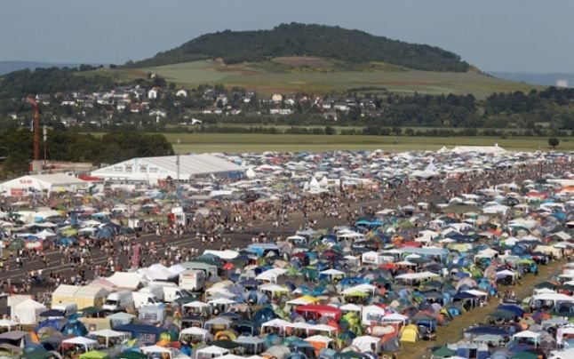 Peste 50 de oameni au fost răniţi de un trăsnet la un festival în Germania 1 trasnet