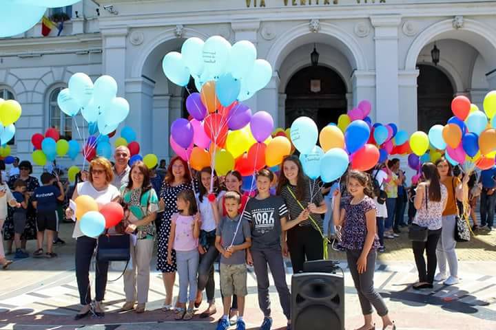 Ziua Națională pentru Adopție este marcată, în fiecare an, la 2 iunie 4 a3