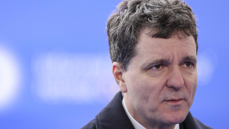 Nicușor Dan le-a cerut PSD și PNL un moratoriu pentru PNRR și SAFE și «să coboare nivelul vocii»" 1 nicusordan